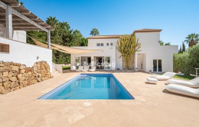 House - Detached Villa - Resale - Marbella - Nueva Andalucia