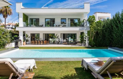 House - Detached Villa - Resale - Marbella - Nueva Andalucia