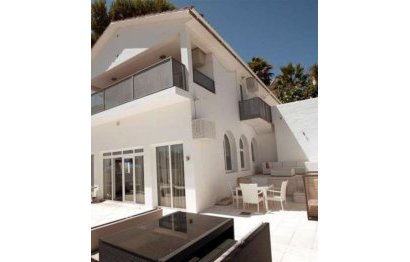 House - Detached Villa - Resale - Marbella - Nueva Andalucia