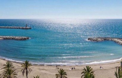 House - Detached Villa - Resale - Marbella - Puerto Banús