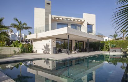 House - Detached Villa - Resale -
            Marbella - RSF-40668
