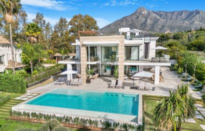 House - Detached Villa - Resale -
            Marbella - RSF-45820