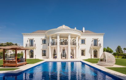 House - Detached Villa - Resale -
            Marbella - RSF-79880
