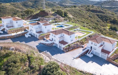 House - Detached Villa - Reventa - Estepona - Estepona Centro