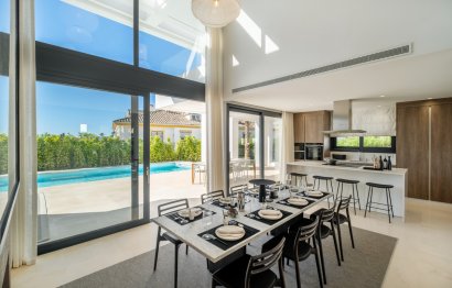 House - Detached Villa - Reventa - Estepona - Estepona Centro