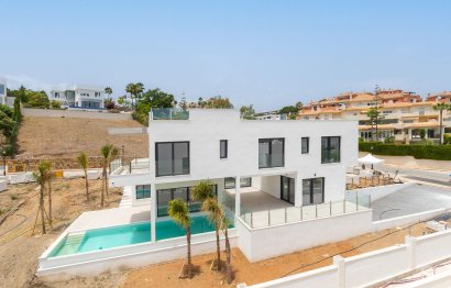 House - Detached Villa - Reventa - Marbella - Elviria