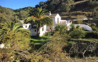 House - Finca - Cortijo - Resale - Casares - Casares Centro