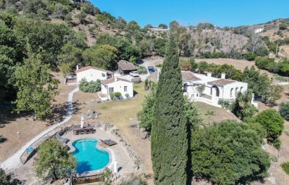 House - Finca - Cortijo - Resale - Casares - Casares Centro