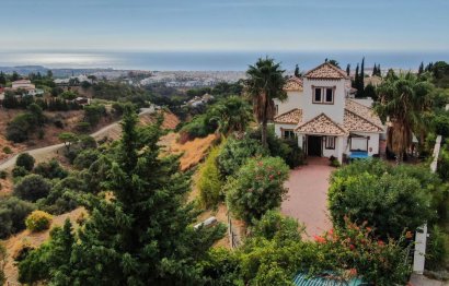 House - Finca - Cortijo - Resale - Estepona - Estepona Centro