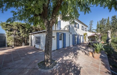 House - Finca - Cortijo - Resale - Estepona - Estepona Centro