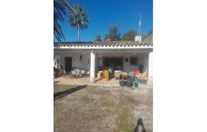 House - Finca - Cortijo - Resale - Estepona - Estepona Centro