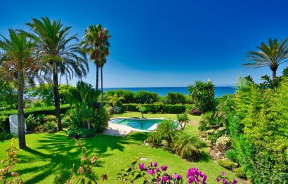 House - Resale - Marbella -
                Marbella