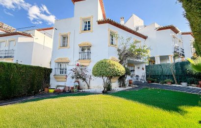 House - Semi-Detached House - Resale - Estepona - Bel Air