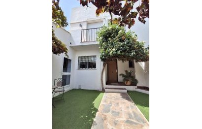 House - Semi-Detached House - Resale - Marbella - Nueva Andalucia