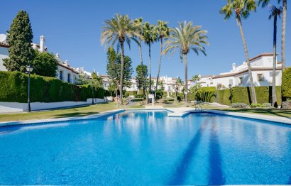 House - Townhouse - Resale - Estepona - Bel Air