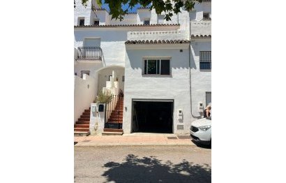House - Townhouse - Resale - Estepona - Estepona Centro