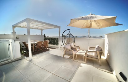 House - Townhouse - Resale - Estepona - Estepona Centro