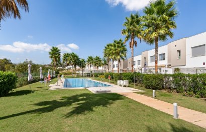 House - Townhouse - Resale - Estepona - Estepona Centro