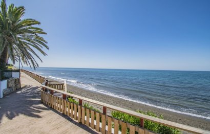 House - Townhouse - Resale - Estepona - Estepona Centro