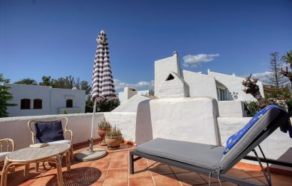 House - Townhouse - Resale - Estepona - Estepona Centro