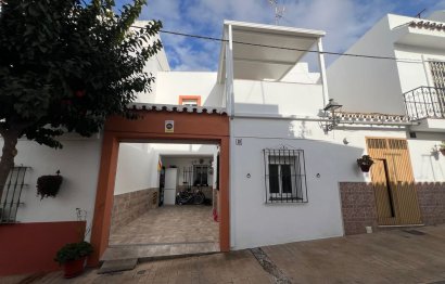 House - Townhouse - Resale - Estepona - Estepona Centro