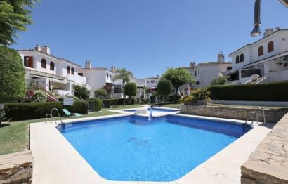 House - Townhouse - Resale - Estepona - Estepona Centro