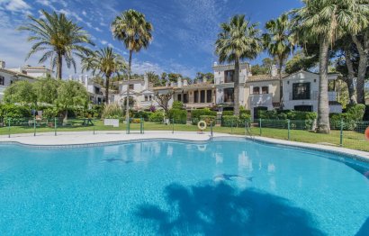 House - Townhouse - Resale - Estepona - Estepona Centro