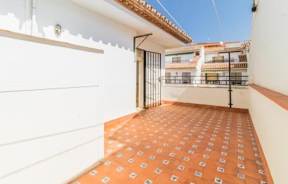 House - Townhouse - Resale - Estepona - Estepona Centro