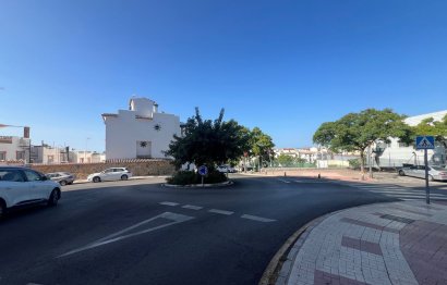 House - Townhouse - Resale - Estepona - Estepona Centro