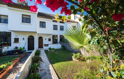 House - Townhouse - Resale - Estepona - Estepona Centro