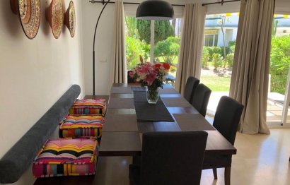 House - Townhouse - Resale - Estepona - Estepona Centro