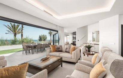 House - Townhouse - Resale - Estepona - Estepona Centro