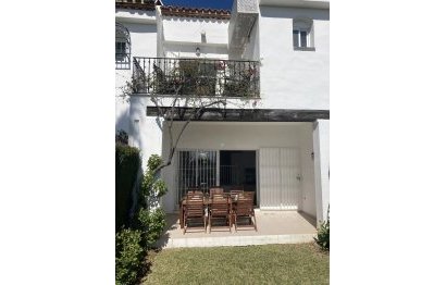 House - Townhouse - Resale - Estepona -
                Estepona