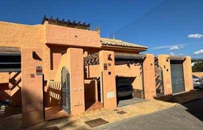 House - Townhouse - Resale - Marbella - Cabopino