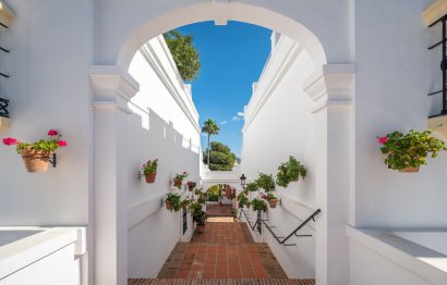 House - Townhouse - Resale - Marbella - Nueva Andalucia
