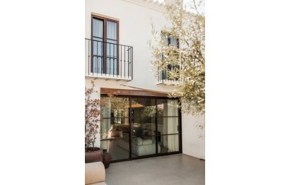 House - Townhouse - Resale - Marbella - Nueva Andalucia