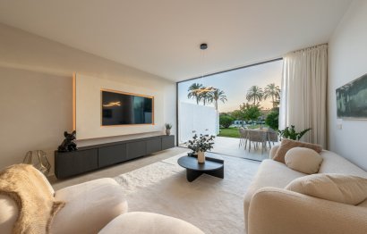 House - Townhouse - Resale - Marbella - Nueva Andalucia