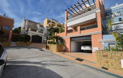 House - Townhouse - Resale - Marbella - Nueva Andalucia