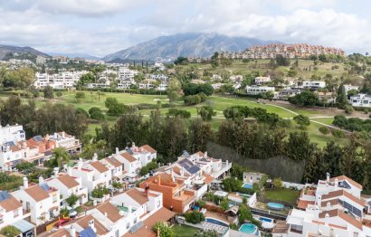 House - Townhouse - Resale - Marbella - Nueva Andalucia