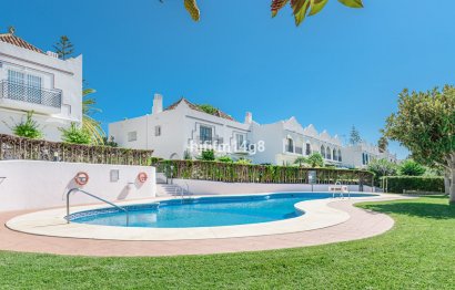 House - Townhouse - Resale - Marbella - Nueva Andalucia