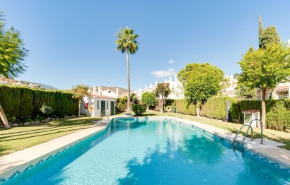 House - Townhouse - Resale - Marbella - Nueva Andalucia