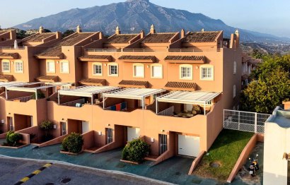 House - Townhouse - Resale - Marbella - Nueva Andalucia