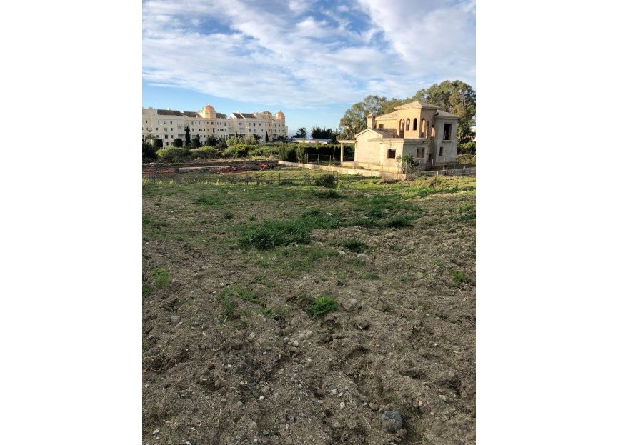 New Build - Plot - Residential Plot - Estepona - Selwo