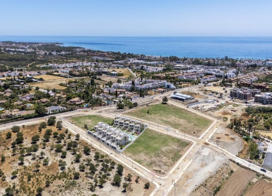 Obra nueva - Adosado - Estepona - Los Flamingos