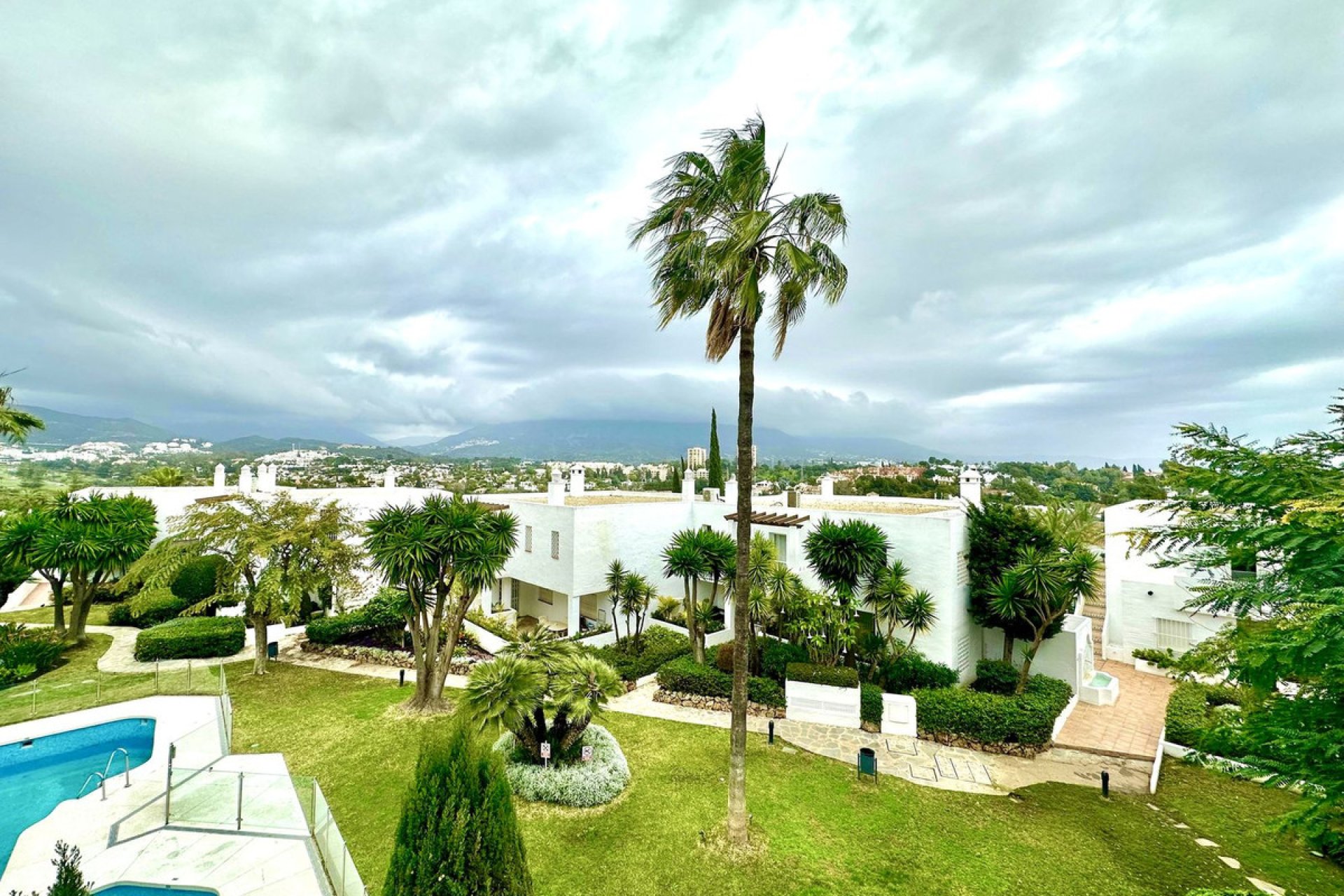 Obra nueva - Apartment - Penthouse - Marbella - Nueva Andalucia