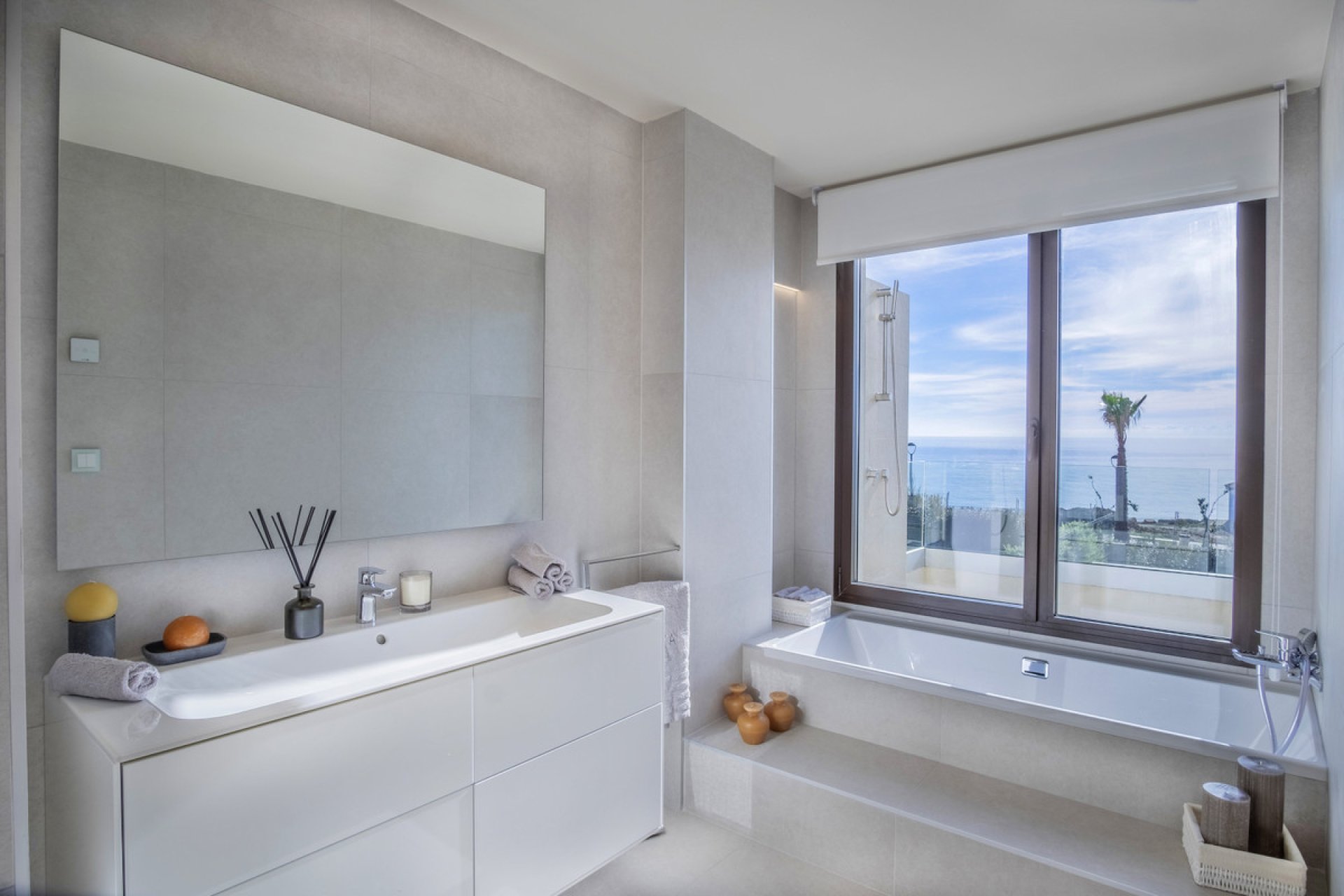 Obra nueva - Casa - New Golden Mile