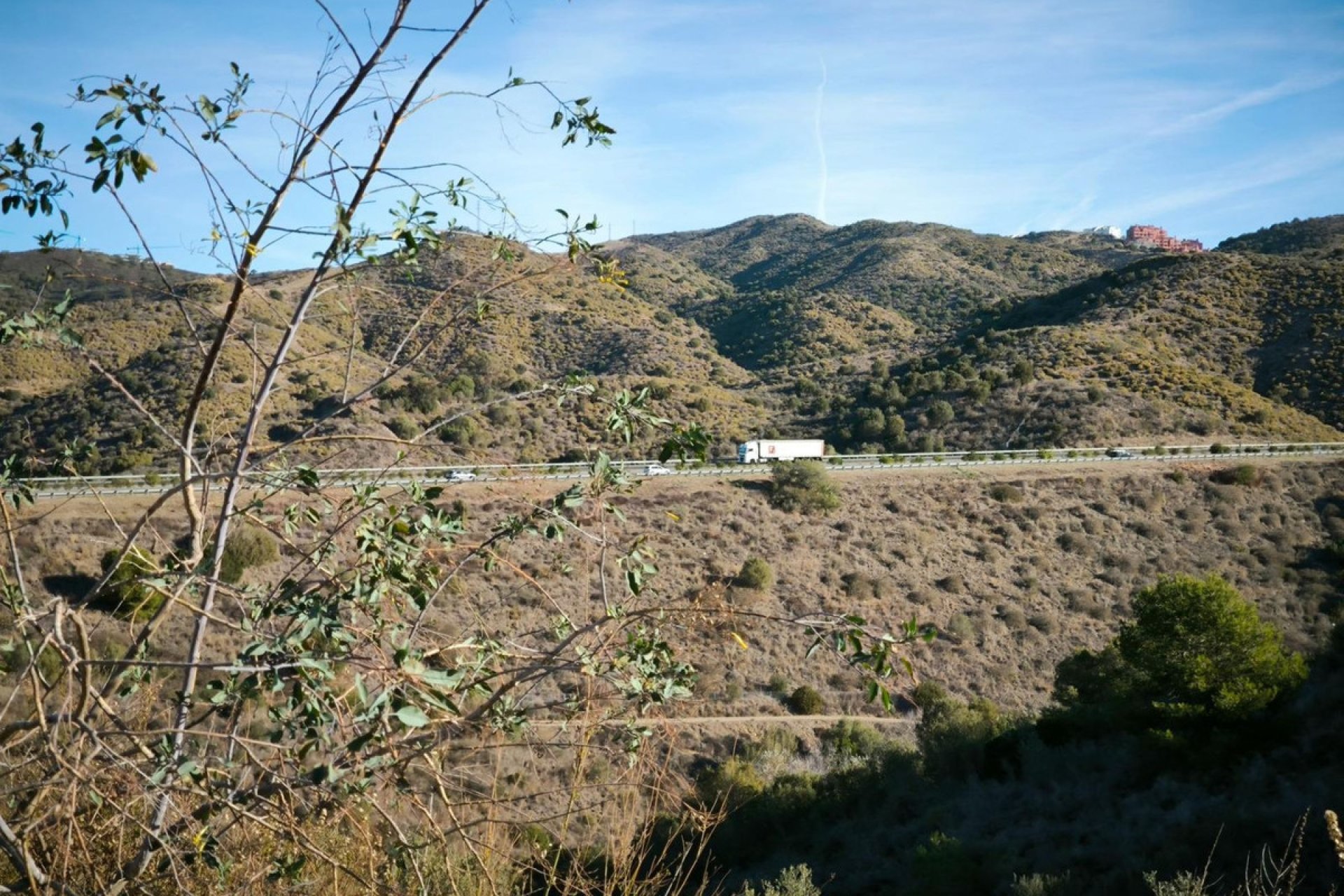 Obra nueva - Plot - Land with Ruin - Marbella - Las Chapas