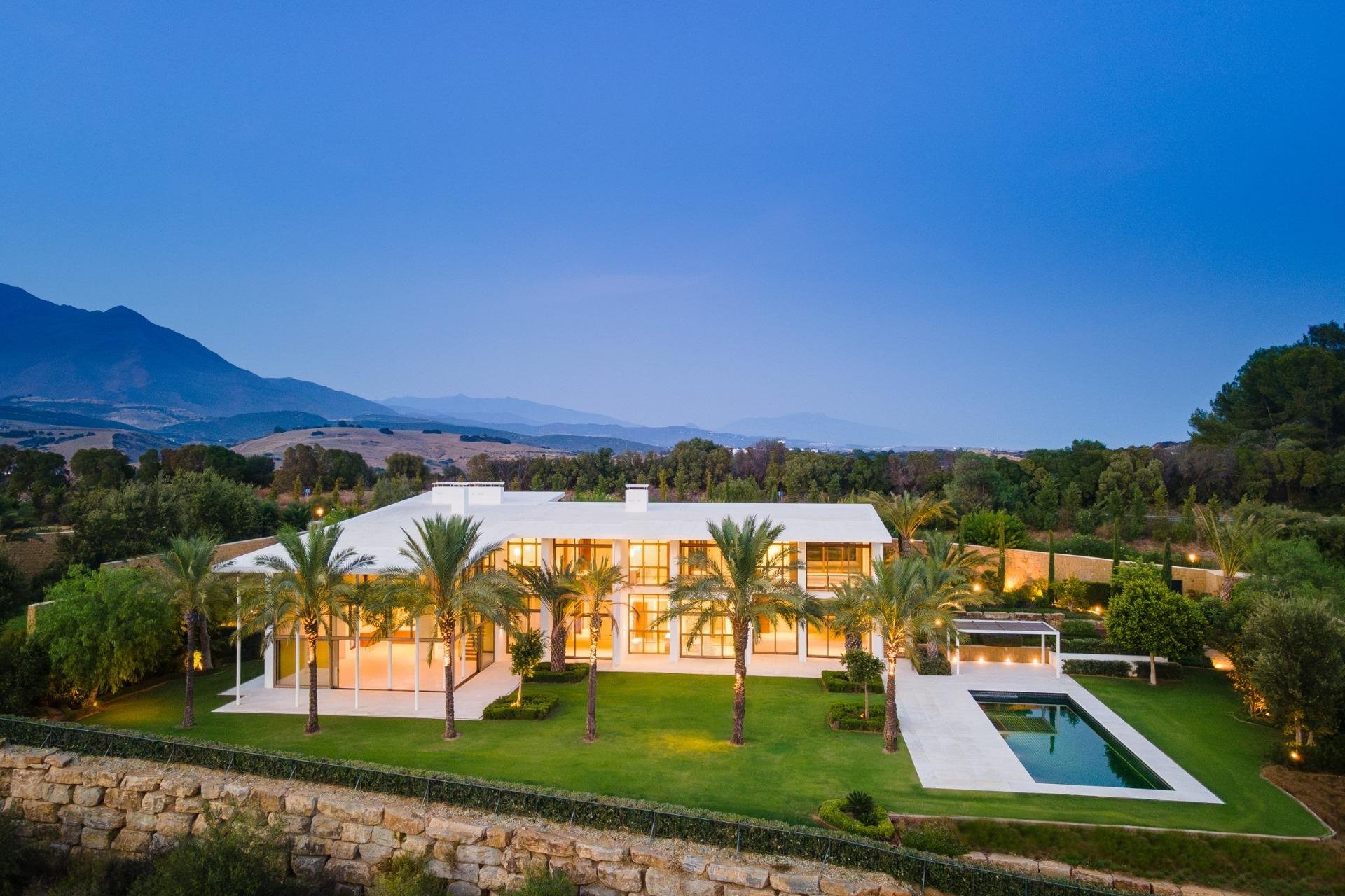 Obra nueva - Villa - Casares - Pedregales