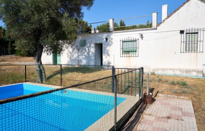 Plot - Land - Resale - Estepona - Estepona Centro