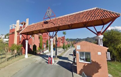 Plot - Land with Ruin - Obra nueva -
            Marbella - RSF-59702